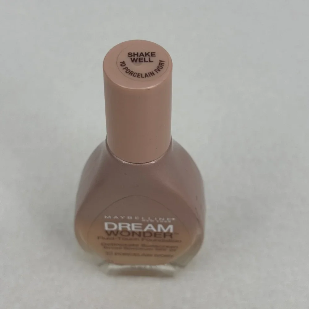 Maybelline Dream Wonder Fluid-Touch Foundation 10 Porcelain Ivory SPF 20 0.67oz